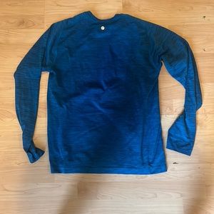barely worn blue lulu long sleeve